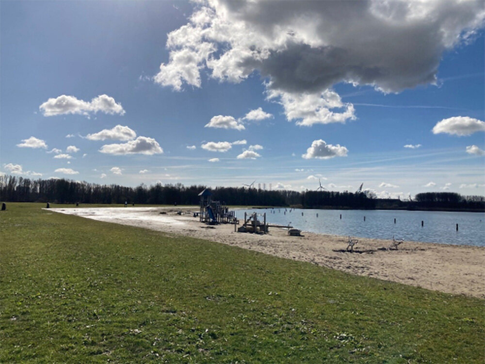 Strand in het Krabbepark